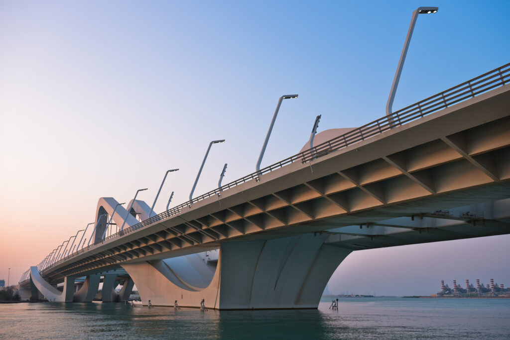 Sheikh Zayed Bridge in Abu Dhabi, UAE: Who built and completed year ...